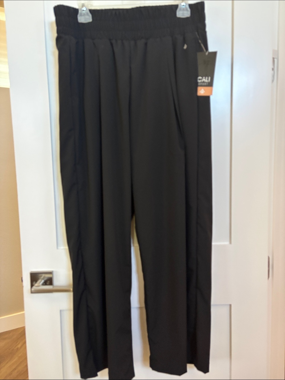 CALI Sport Black Wide-Leg Women's athletic Pants lightweight tech fabric